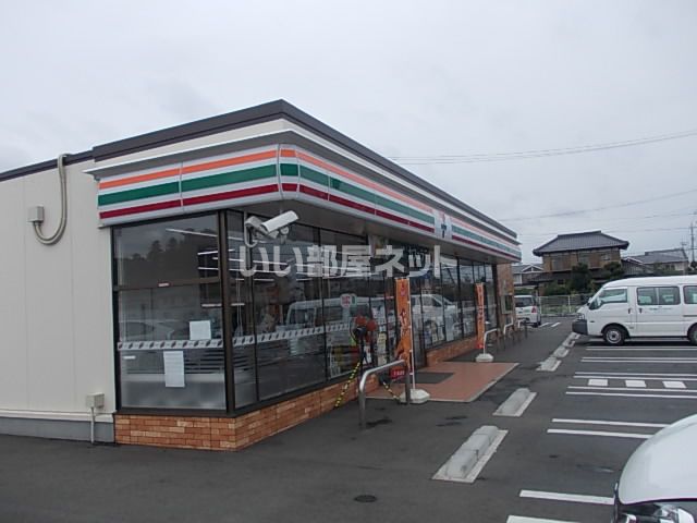 コンビニ　セブンイレブン 土浦神立町南店（コンビニ）まで475m