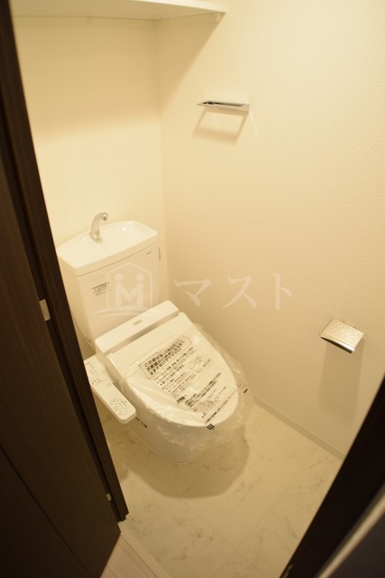 トイレ　※他号室写真参考