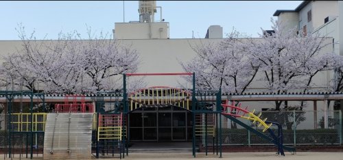 中学校　大阪市立中島中学校（中学校）まで274m