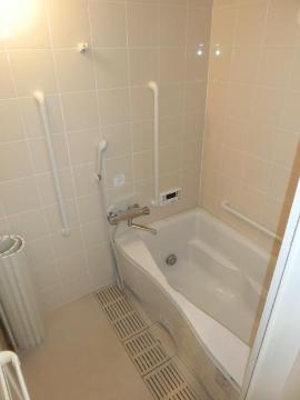 バス・シャワールーム　バス