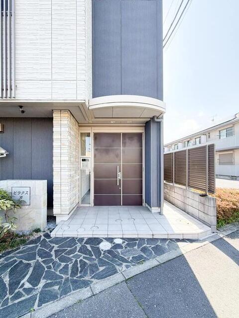 エントランス　出入口