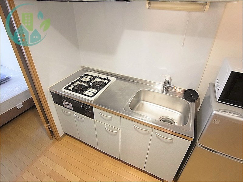 キッチン　ブロスコート六甲II(ネット無料、家具家電付き、ペット相談可