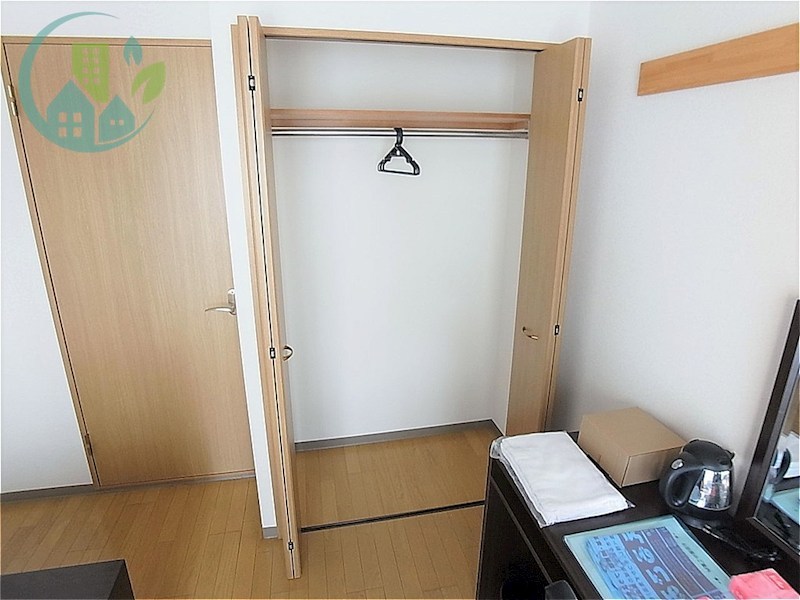 収納　ブロスコート六甲II(ネット無料、家具家電付き、ペット相談可