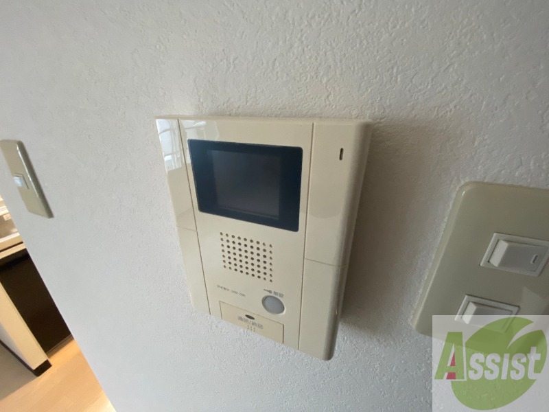 セキュリティ　インターホンは通話ができるので急な訪問があっても安心です。