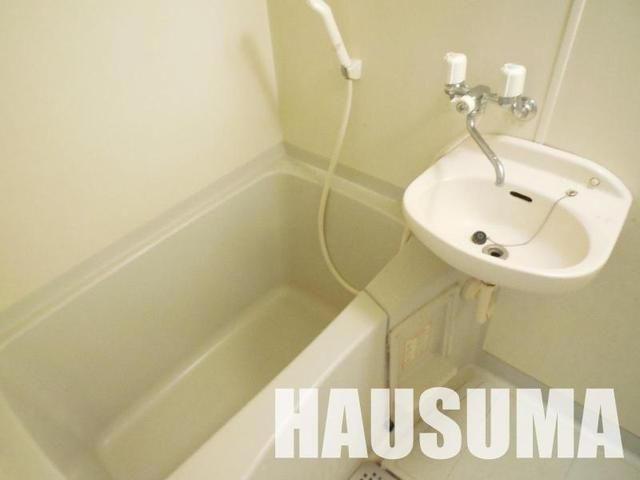 洗面設備　※他号室参照写真※