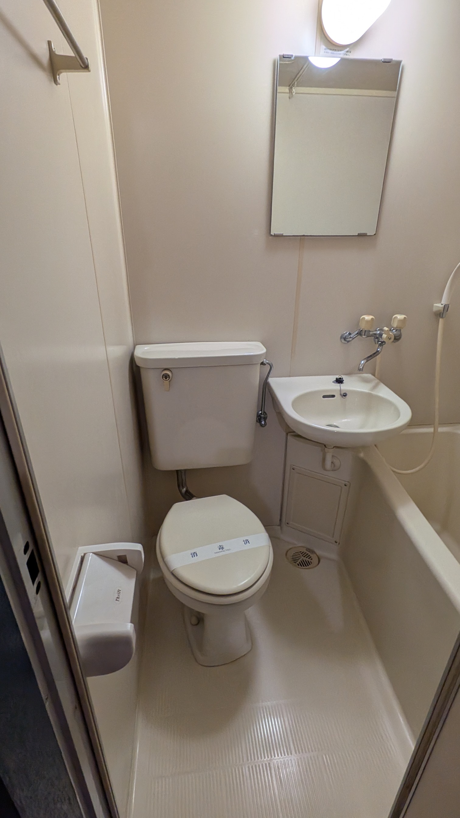 T COOTのトイレ写真