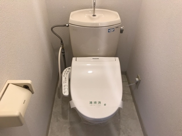 トイレ　トイレ