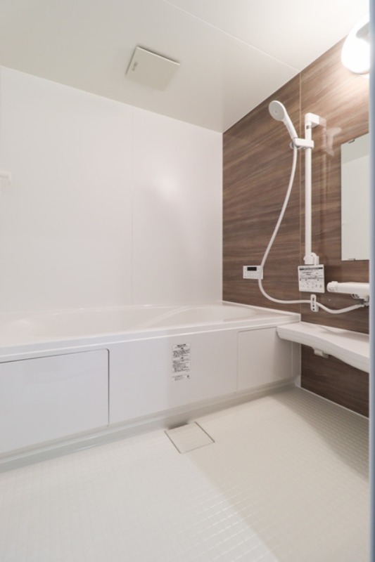 バス・シャワールーム　図面と現状に相違がある場合には現状を優先