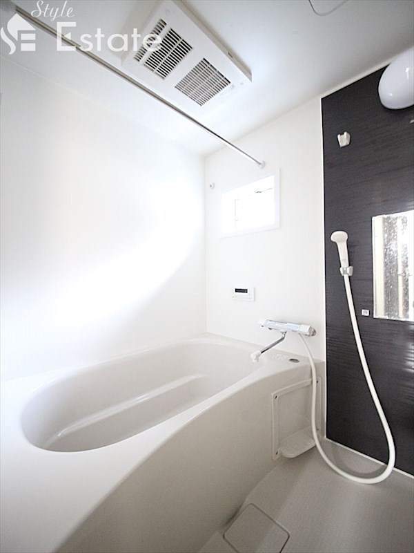 バス・シャワールーム　バスルーム