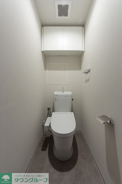 トイレ　※写真は同タイプ住戸です。