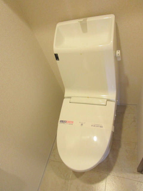 トイレ　★温水洗浄便座★