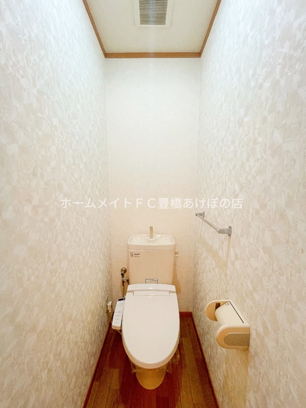 トイレ　同型別部屋写真（反転）