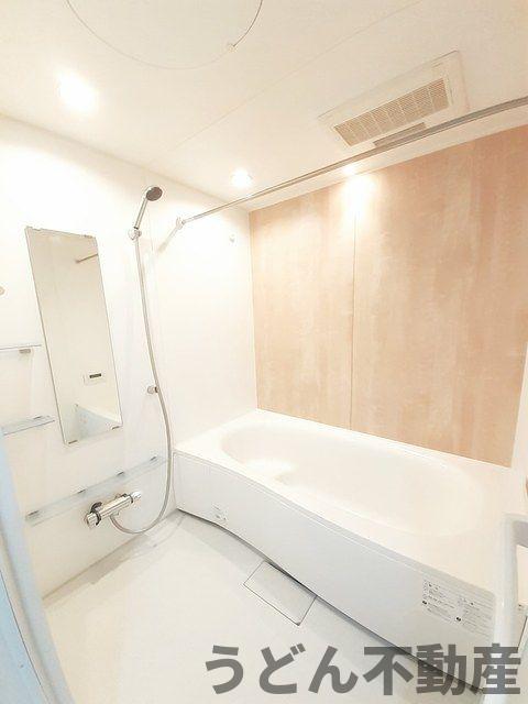 バス・シャワールーム　うどん県のお部屋探しはうどん不動産へ うどんちゃんとLINE