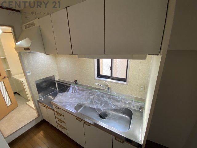 キッチン　キッチンに窓があって明るい♪