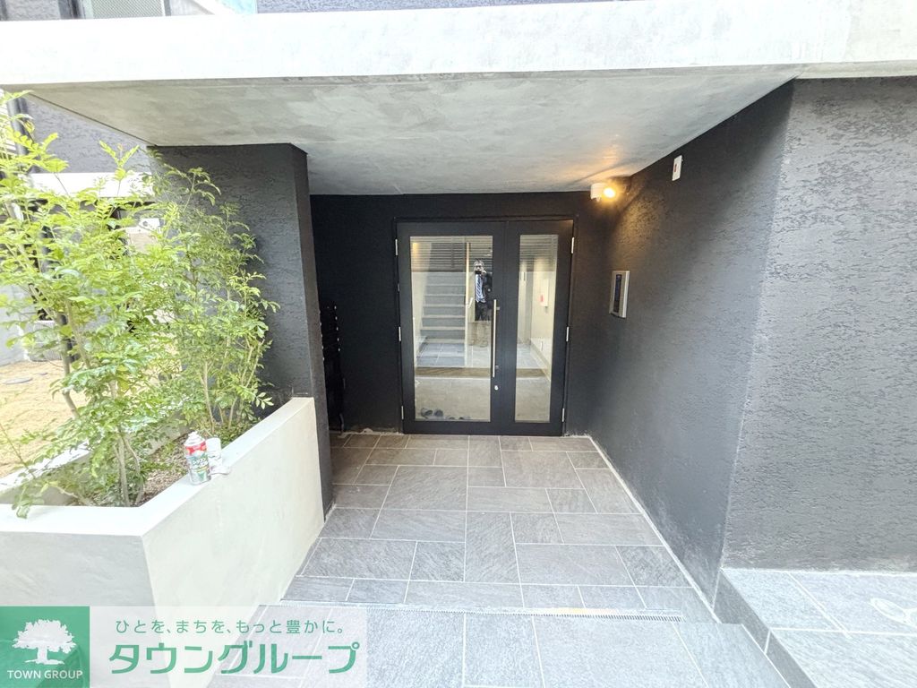 エントランス　エントランス