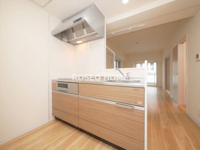 キッチン　同マンション別部屋：参考写真