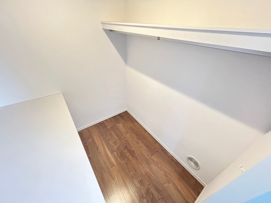 収納　※別部屋の写真です