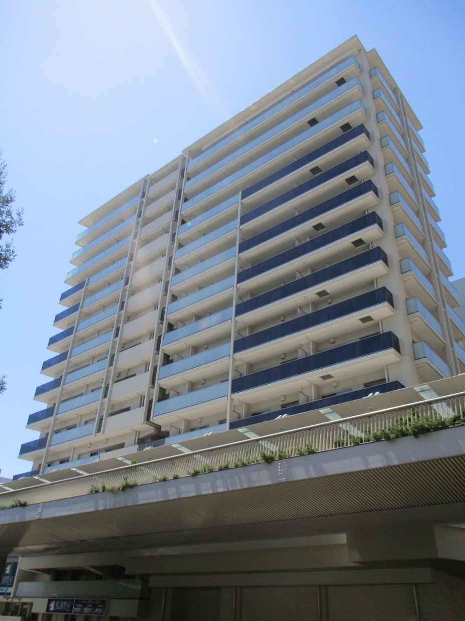 建物外観　落ち着いた雰囲気の外観です