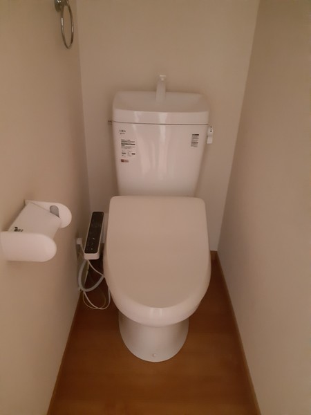 トイレ　ウォシュレットトイレ