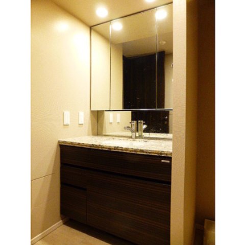 洗面設備　別部屋参考写真