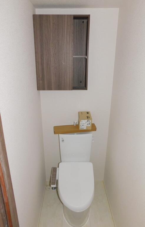 トイレ　温水洗浄便座付きトイレ（イメージ写真）