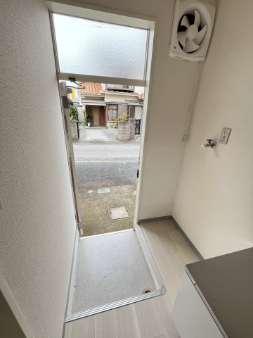 ヤングパレス A&Jの玄関写真