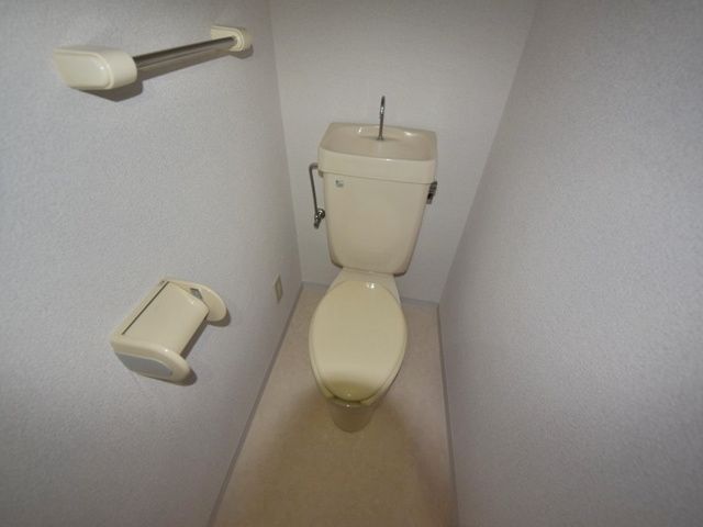 トイレ　※他号室参考写真