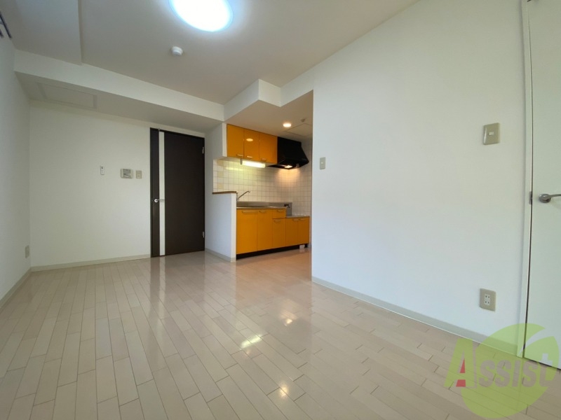 居室・リビング　広くてキレイなお部屋が広がっていて、充実した生活が送れそう。