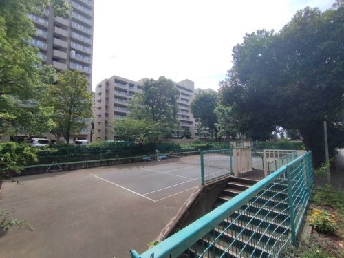 公園　テニスコート（公園）まで1940m
