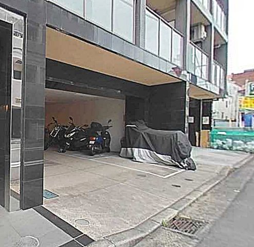 駐車場　【女性のお一人暮らしでも安心のセキュリティ♪】おすすめ！
