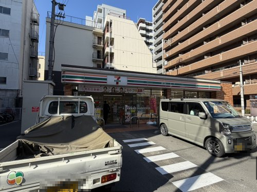 コンビニ　セブンイレブン　大阪難波中3丁目南店（コンビニ）まで197m