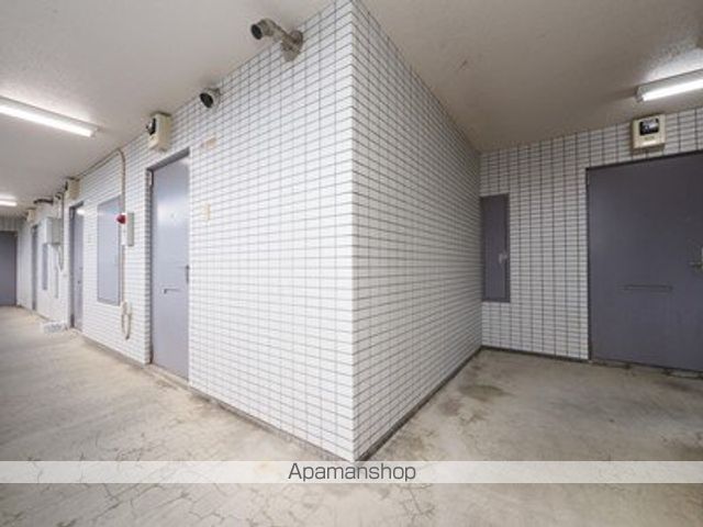 地下鉄東西線 東札幌駅 徒歩7分 4階建 築38年の外観写真