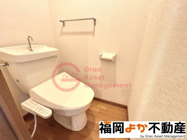 トイレ　コンパクトで使いやすいトイレです