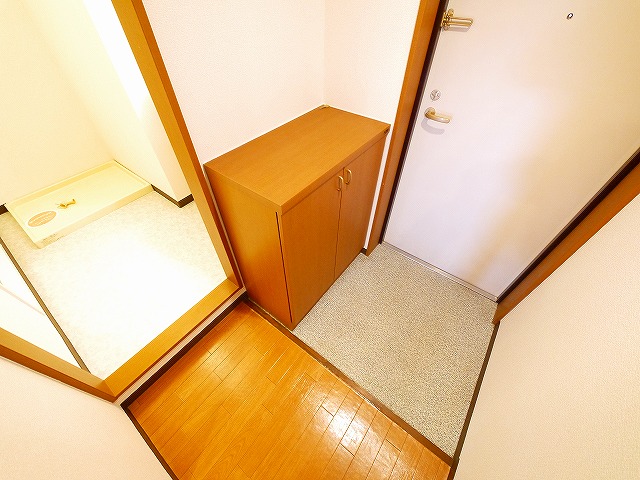 玄関　シンプルで使いやすい玄関です