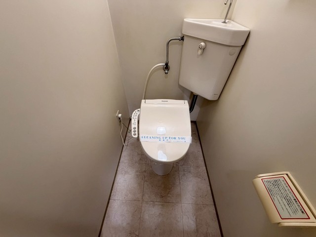 トイレ　他号室画像