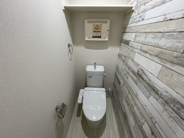 トイレ　ウォシュレット付きのトイレです。