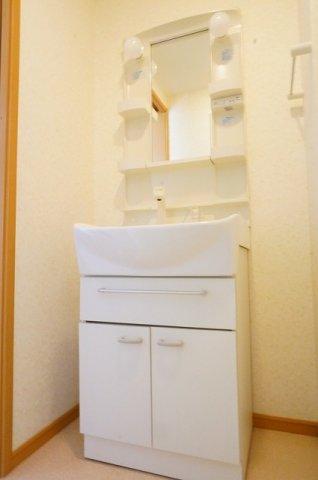 洗面設備　広い洗面スペース
