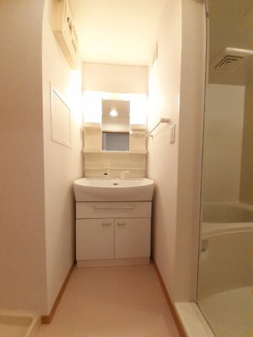 洗面設備　忙しい朝には欠かせない洗面所です