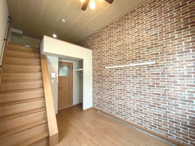 居室・リビング　同施工会社別物件の参考写真です
