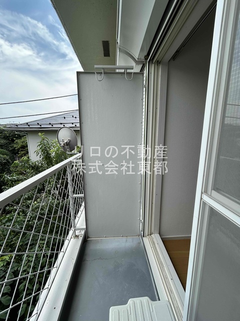 バルコニー　バルコニー付！お天気のいい日は洗濯物も気持ちよく干せますね！