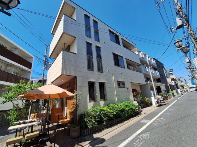 建物外観　最寄駅徒歩1分の快適性