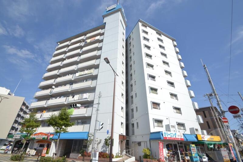 建物外観　迫力満点の分譲マンションです