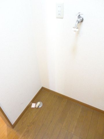 洗面設備　★室内洗濯機置場です★
