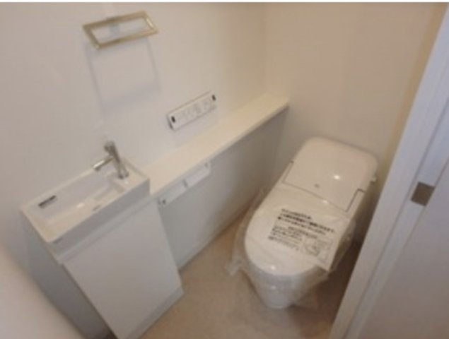 トイレ　別部屋参考写真