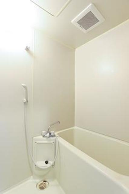 バス・シャワールーム　※写真は同タイプ住戸です。