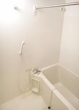 バス・シャワールーム　別部屋の画像を使用しております。