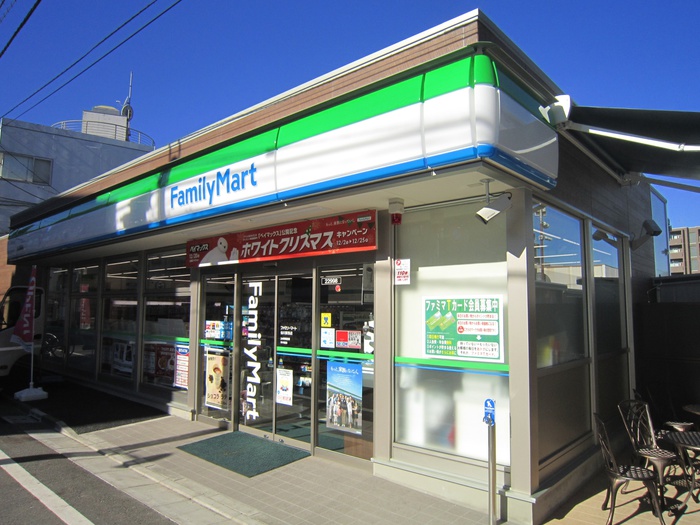 コンビニ　ファミリーマート 仙川駅西店（コンビニ）まで203m