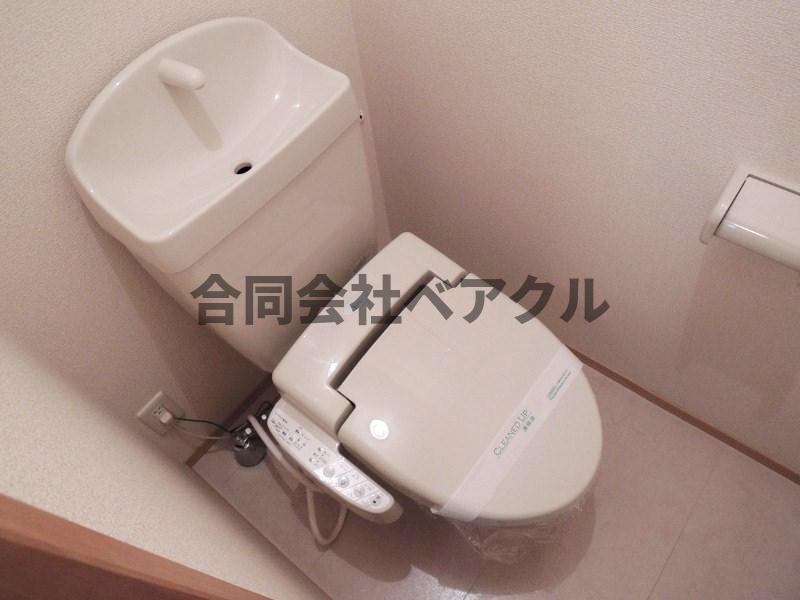 トイレ　落ち着いたトイレです