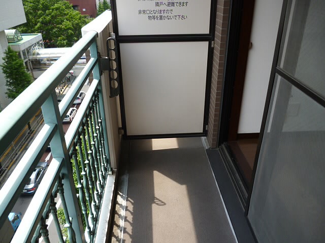 バルコニー