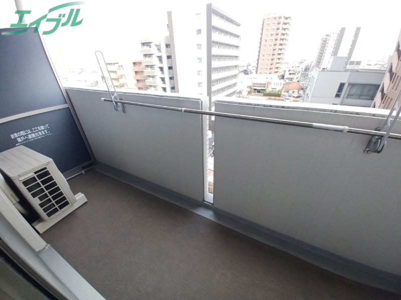 バルコニー　別部屋同タイプ